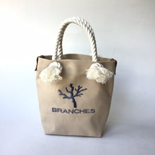 画像をギャラリービューアに読み込む, BRANCHES オリジナル　トートバッグS　＊珊瑚刺繍入り＊アイボリー（グレー刺繍、白紐）
